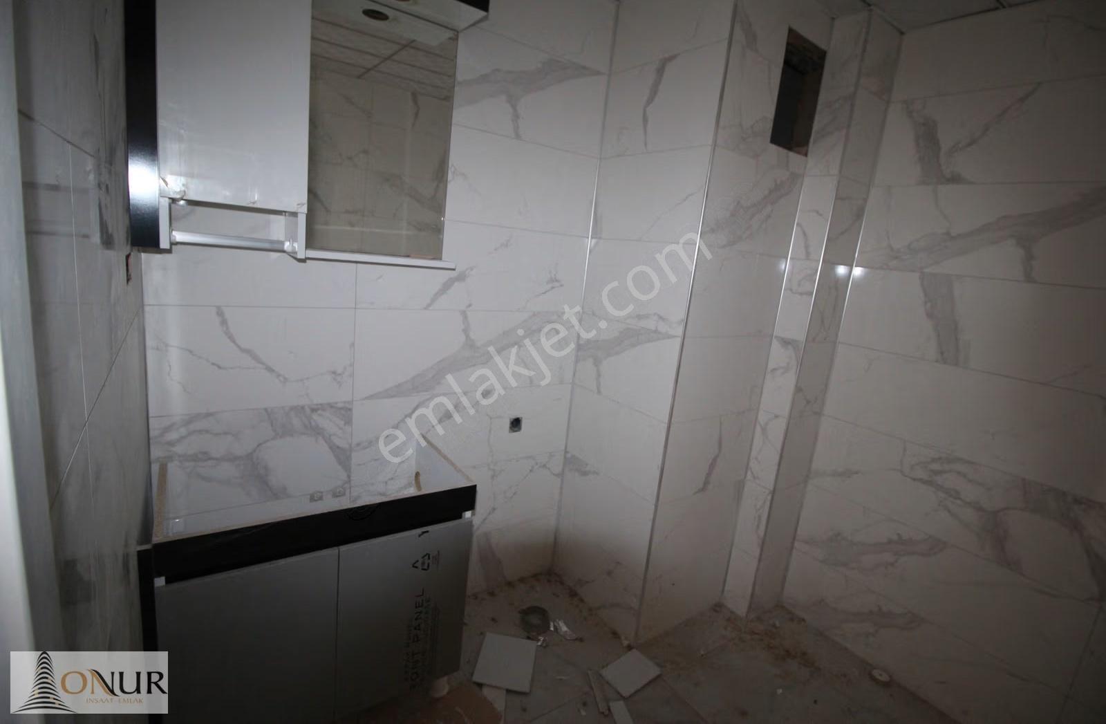 Onur Emlaktan Site İçi Kapalı Otoparklı 3+1 Satılık Lüks Daire - Görsel 25