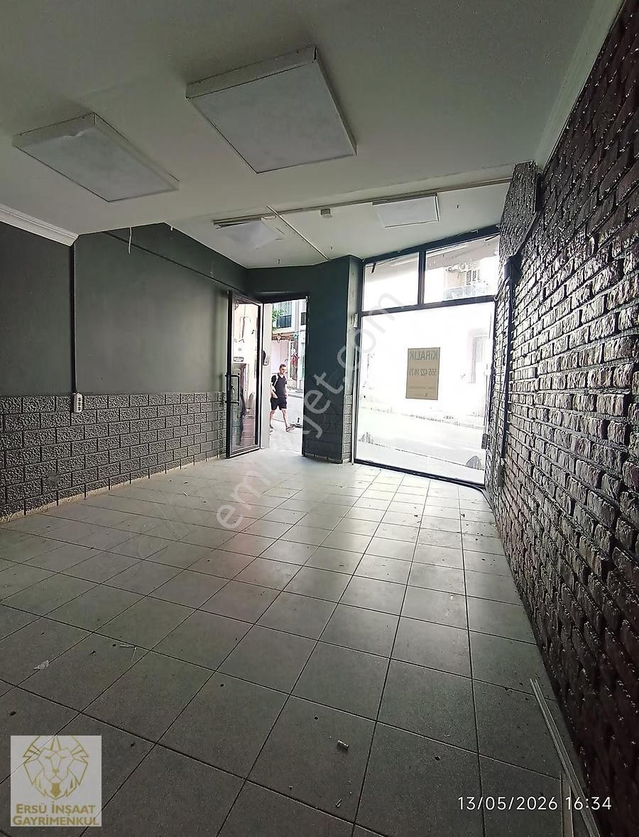 Ersü'den Yıldız Caddesi'nde Bacalı, 40 M² Kiralık Dükkan - Görsel 6