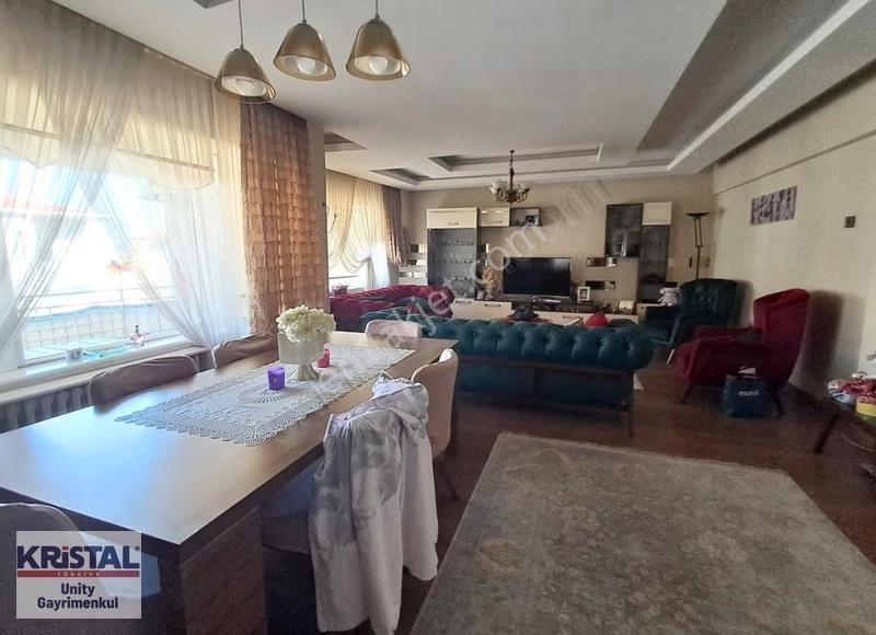 Şehir Merkezınde Cengiz Topel Caddesi Üzerınde 3+1 Satılık Daire - Görsel 12