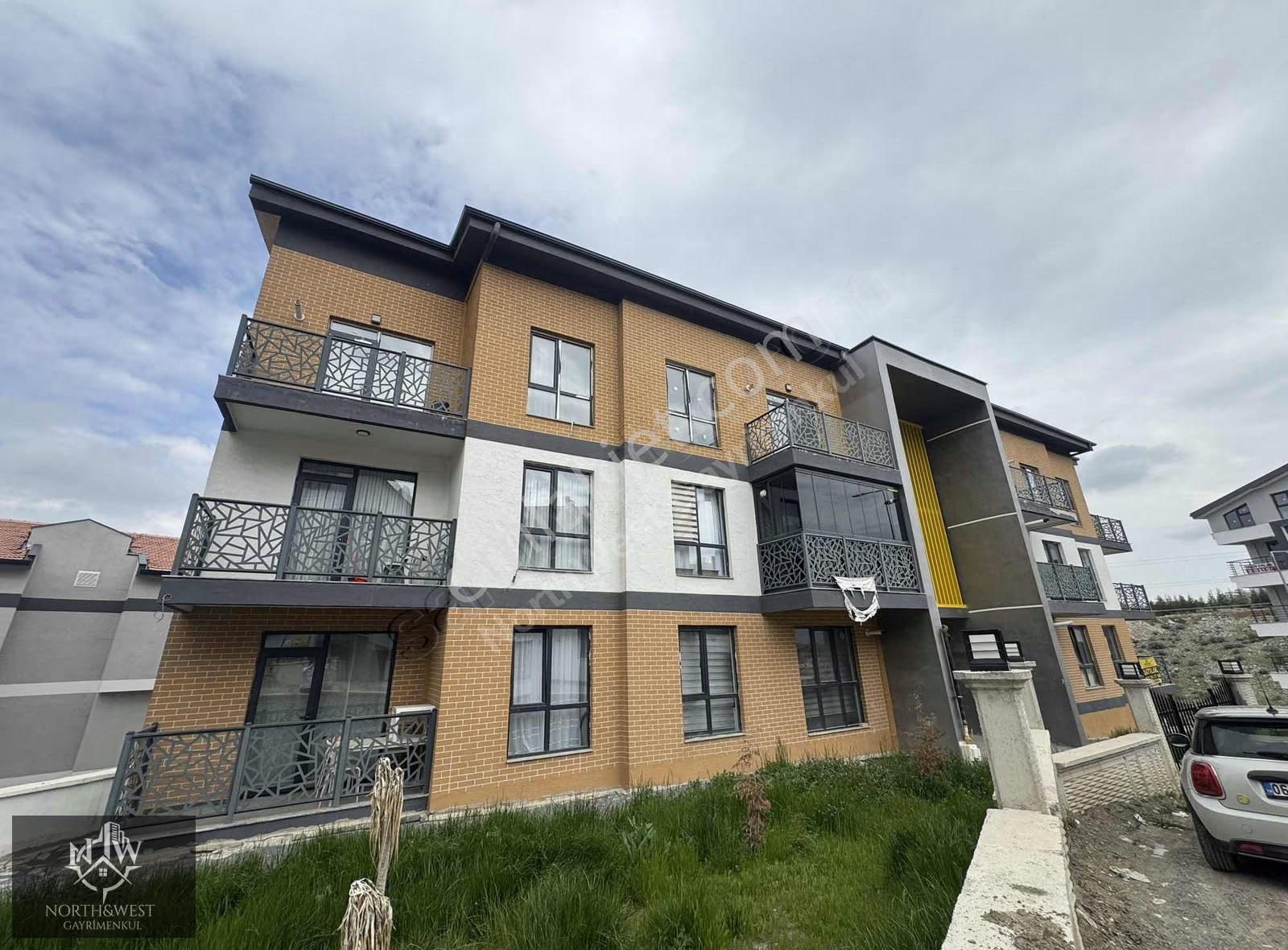 North&west'den İncek'te Kiralık Geniş Oturuma Hazır 1+1 Kiralık