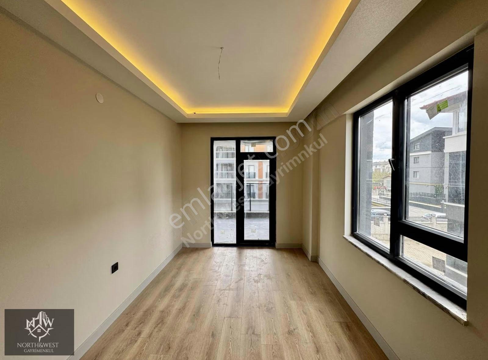 North West'ten İncek'te Bağımsız Mutfaklı Satılık Lüks 2+1 Daire - Görsel 7