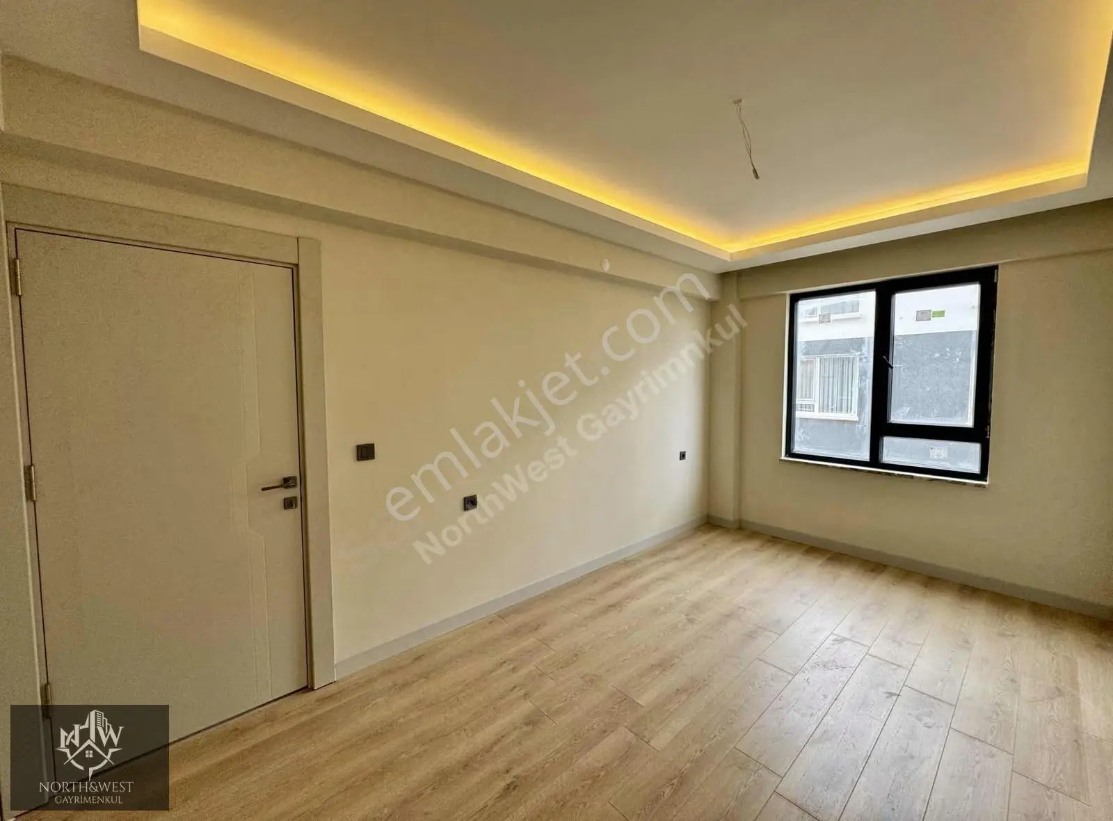 North West'ten İncek'te Bağımsız Mutfaklı Satılık Lüks 2+1 Daire - Görsel 2
