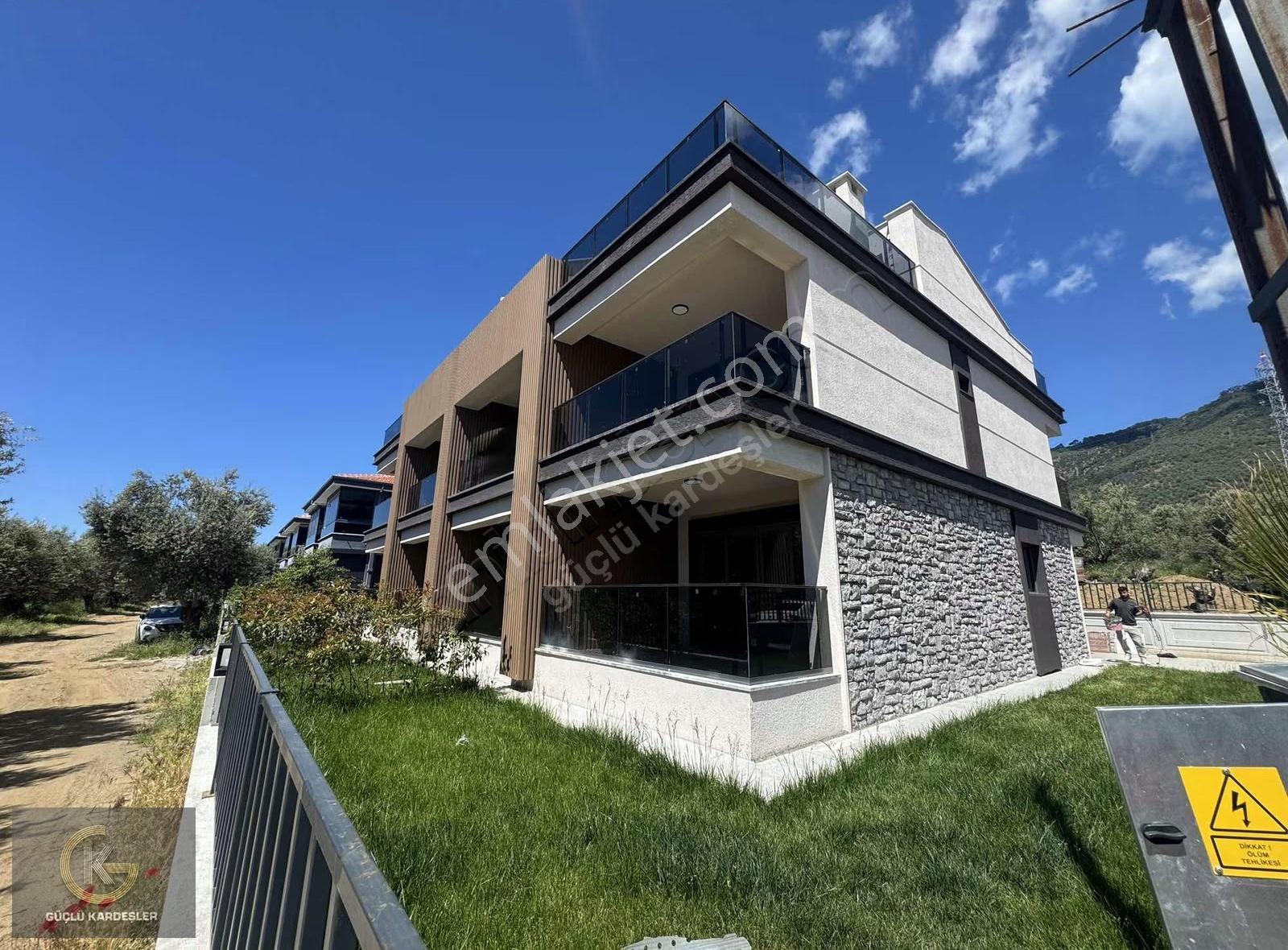 Güçlü Kardeşler Altınolukta 3+1 Bahçeli Lüks Villa - Görsel 34
