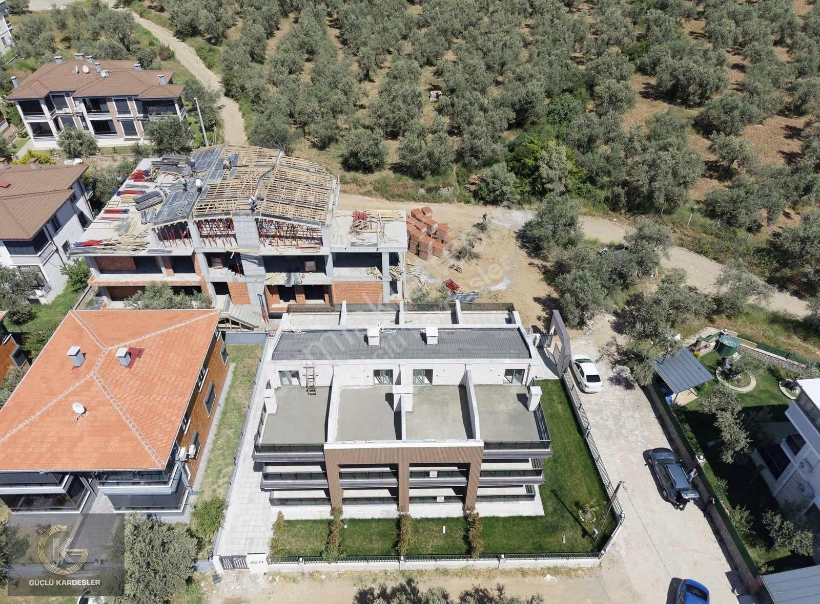 Güçlü Kardeşler Altınolukta 3+1 Bahçeli Lüks Villa - Görsel 25