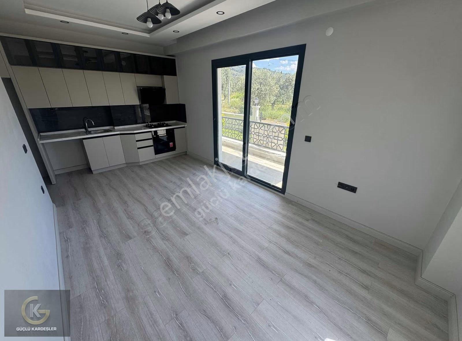 Güçlü Kardeşler Gürede Bahçe Kullanımlı 2+1 Daireler - Görsel 13