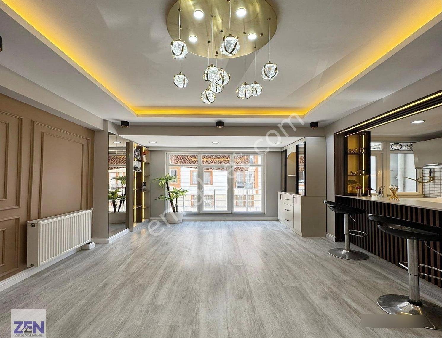 Zen Yapı'dan Cadde Üzerinde Krediye Uygun 2+1 Satılık Daire