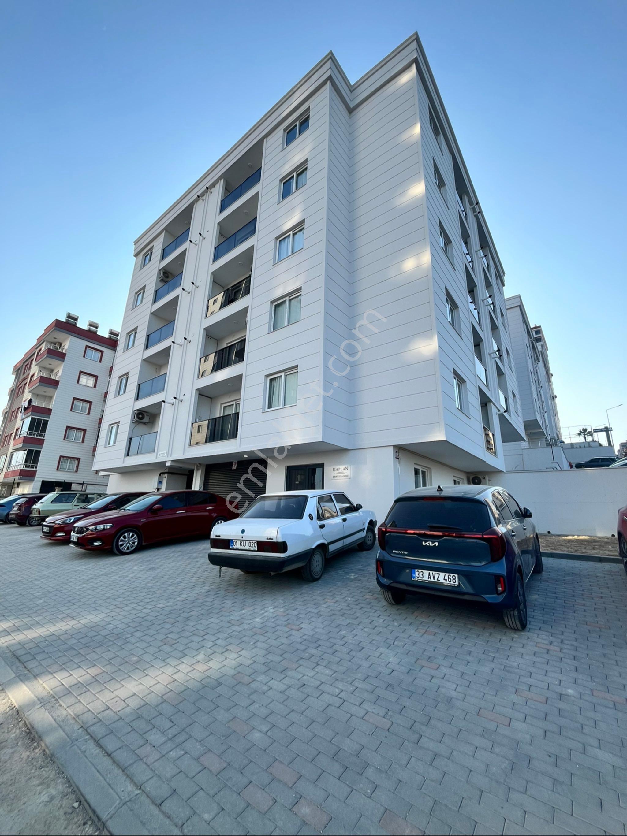 Atatürk Mahallesinde Doğalgaz-kombi,ankastre,balkonlu 1+1 Daire - Görsel 10