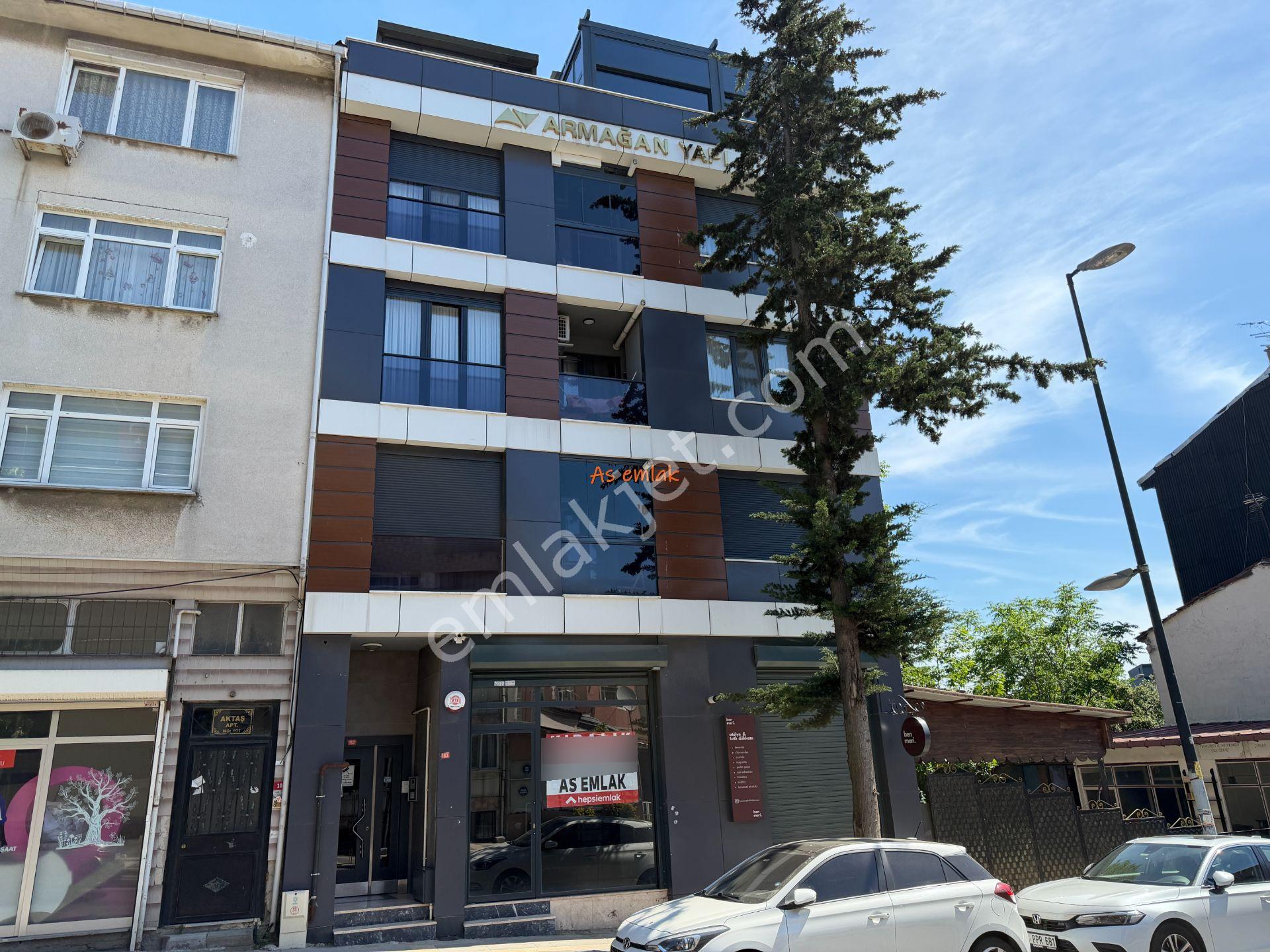 As Emlak'tan Yeni Binada Gazi Caddesi Üzerinde Depolu Dükkan