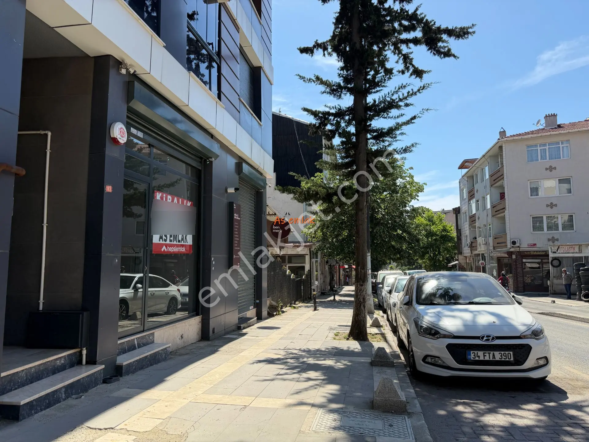 As Emlak'tan Yeni Binada Gazi Caddesi Üzerinde Depolu Dükkan - Görsel 2