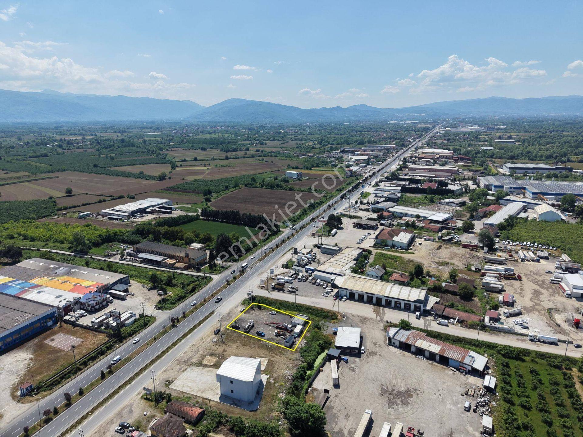 Çerkez Taşköprü’de D-100 Karayoluna Cepheli 1312 M² Ticari + Konut İmarlı Satılık Arsa - Görsel 35