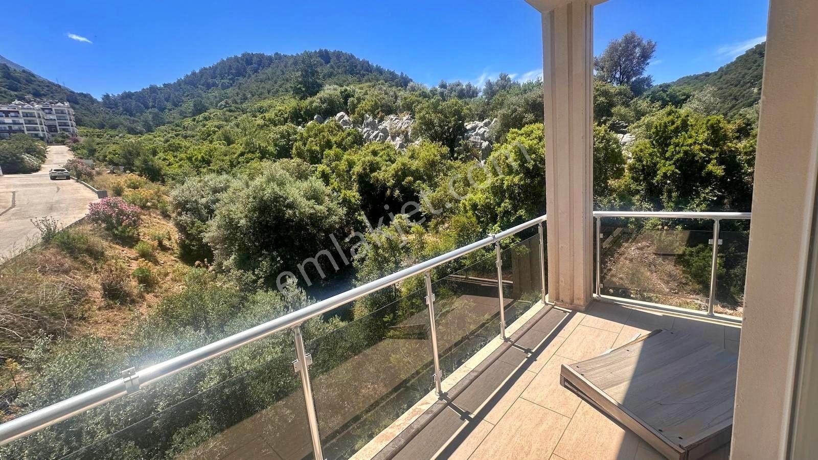 Ölüdeniz Yolunda Deniz Manzaralı Satılık 2+1 Daire - Görsel 22