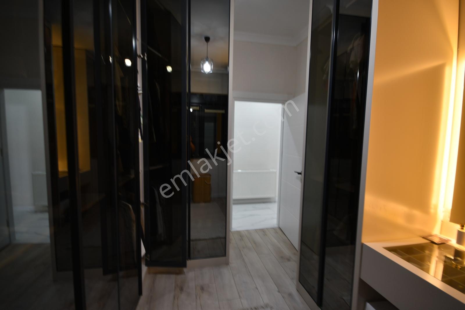 Lüks Sitede 360 Derece Deniz Ve Şehir Manzaralı 3+1 Daire - Görsel 27