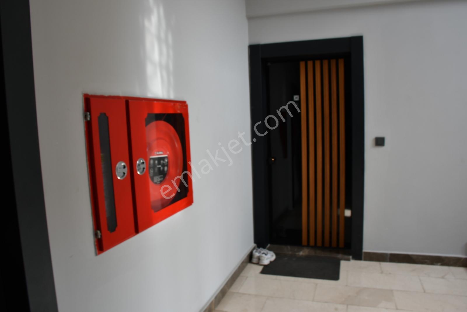 Lüks Sitede 360 Derece Deniz Ve Şehir Manzaralı 3+1 Daire - Görsel 19
