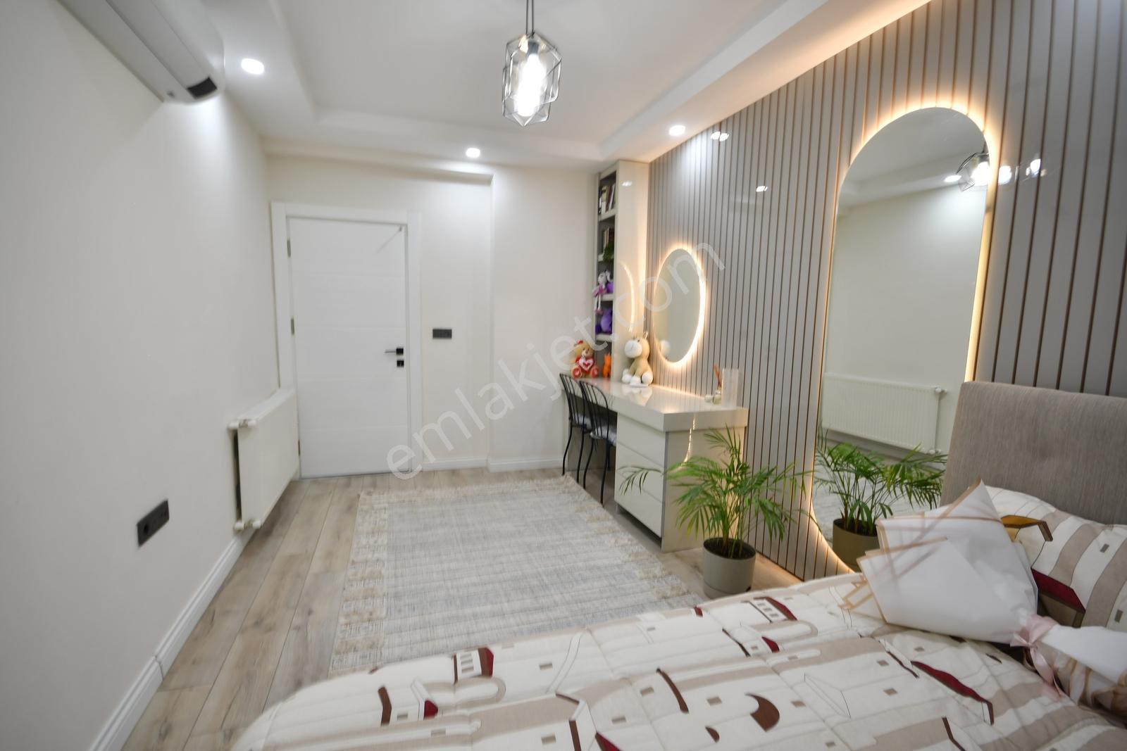 Lüks Sitede 360 Derece Deniz Ve Şehir Manzaralı 3+1 Daire - Görsel 8