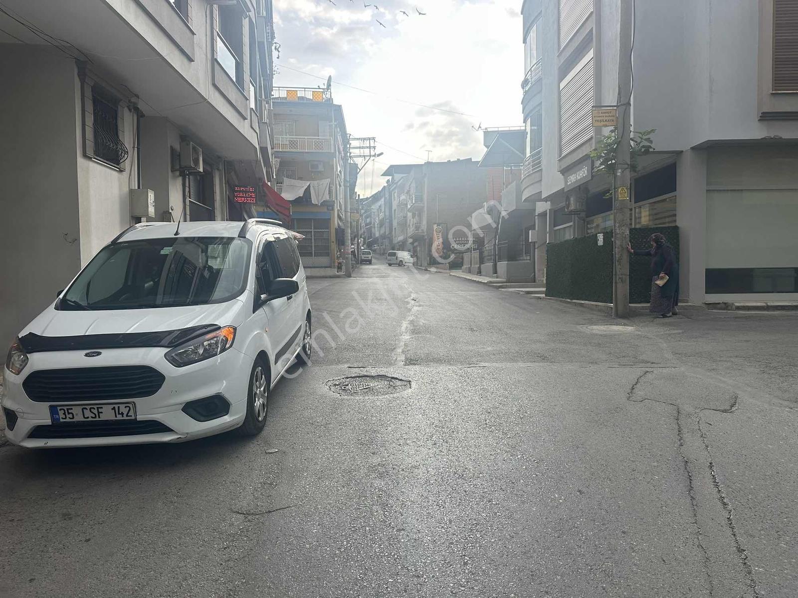 Çitlenbik Sağlık Ocağı Yakını Uğur Mumcu Mah 80 M2 Bacalı Dükkan - Görsel 2