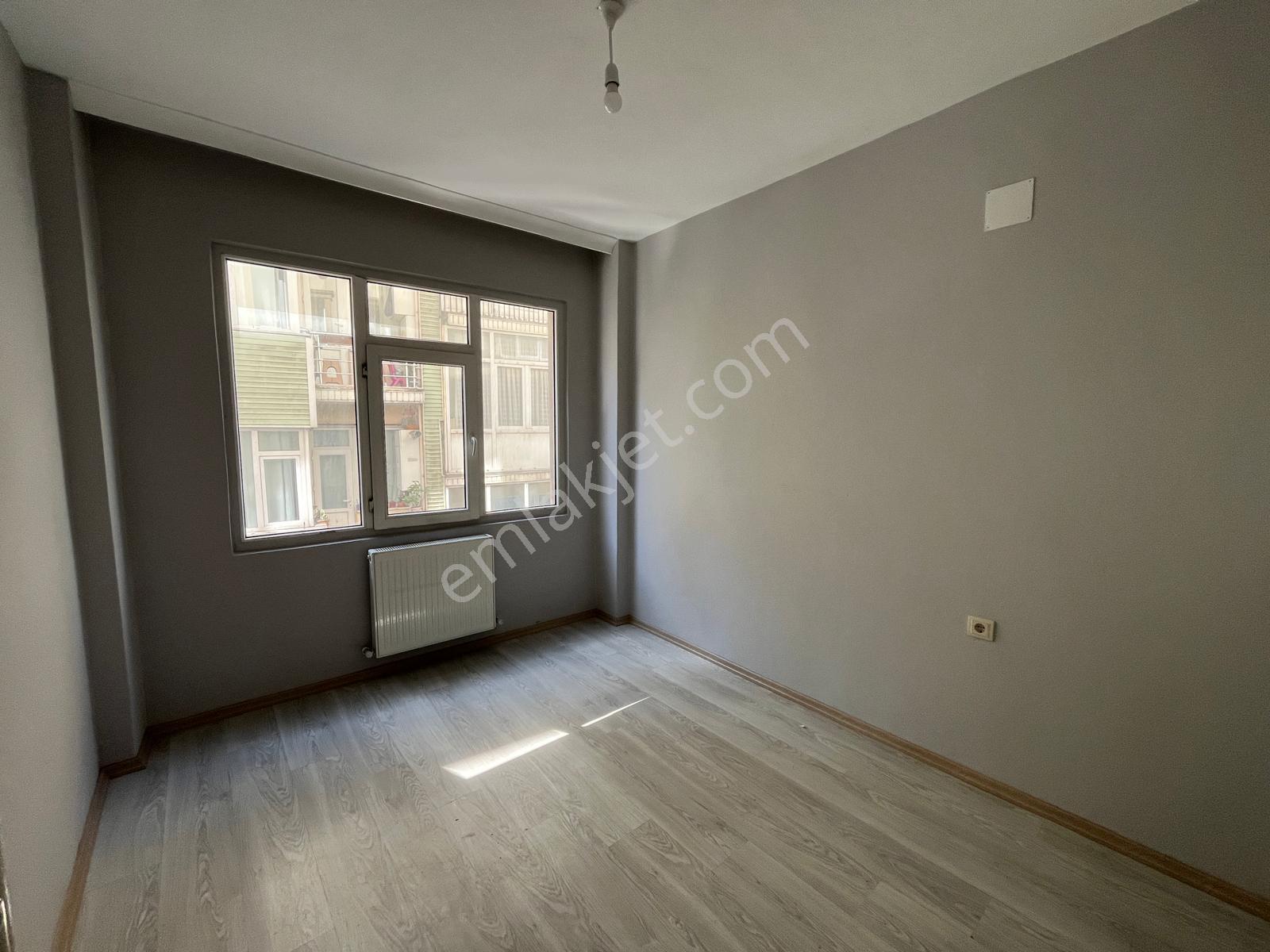 Meydan'da Kiralık 2+1 Tadilatlı Fırsat Daire - Görsel 16