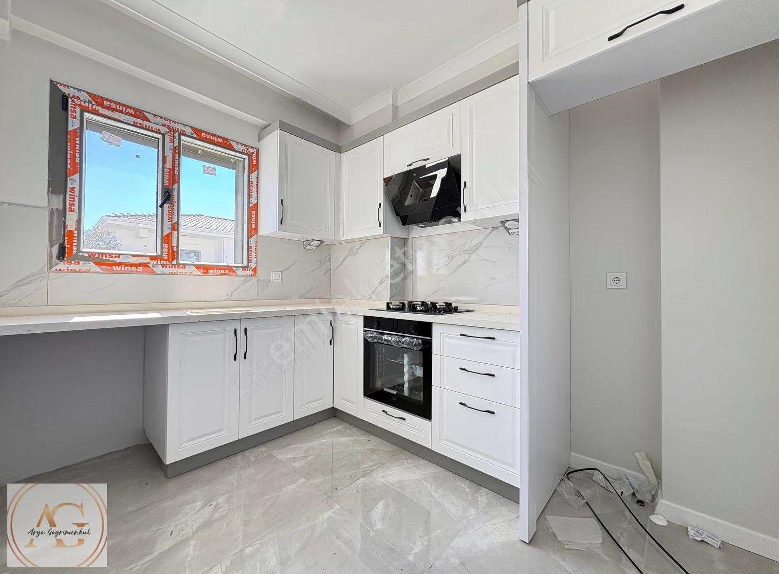 Küçükkuyu'da Bahçe Kullanımlı 2+1 Lüks Daire (denize 300m) - Görsel 14