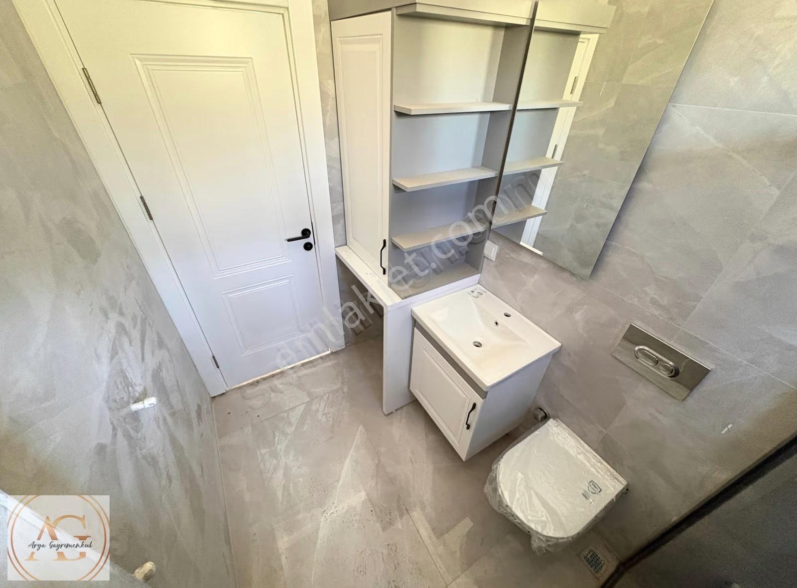 Küçükkuyu'da Bahçe Kullanımlı 2+1 Lüks Daire (denize 300m) - Görsel 29