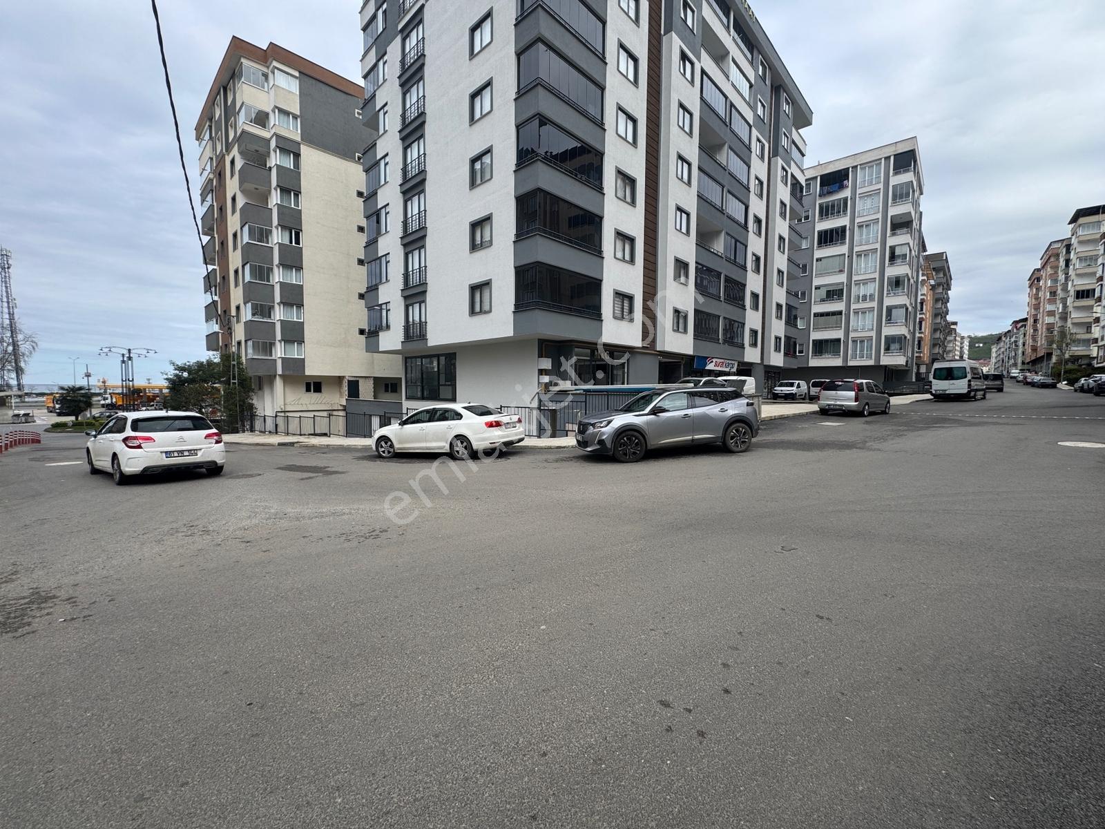 Redstone Şana Dan Çok Merkezi Noktada Tüm Tadilatı Yapılmış 3+1