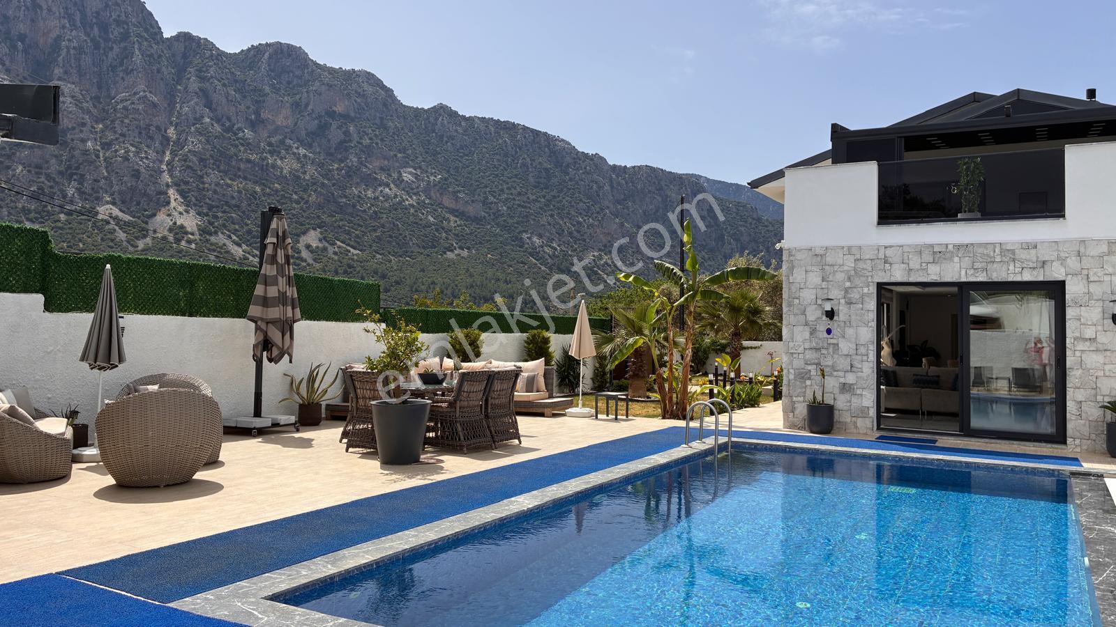 Kayadibi'nde Satılık Yeni Modern Villa - Görsel 23