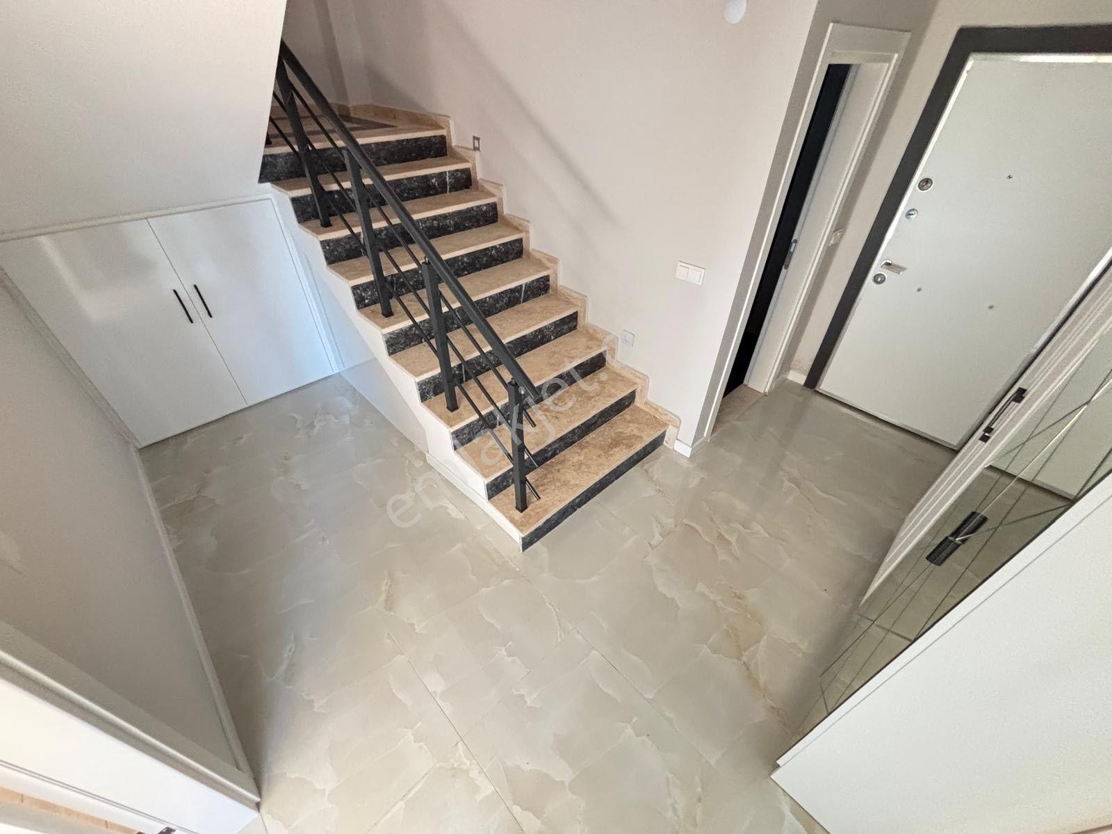 Mera Emlaktan Altınoluk Narlıda Deniz Manzaralı 4+1 Lüx Villa - Görsel 29