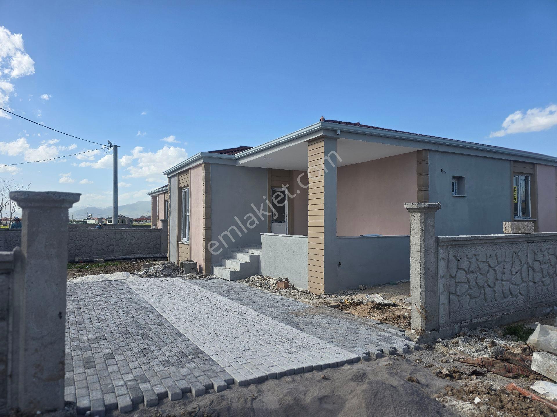 Niğde Bor Kemerhisar Da Satılık 2 Adet Villa - Görsel 24