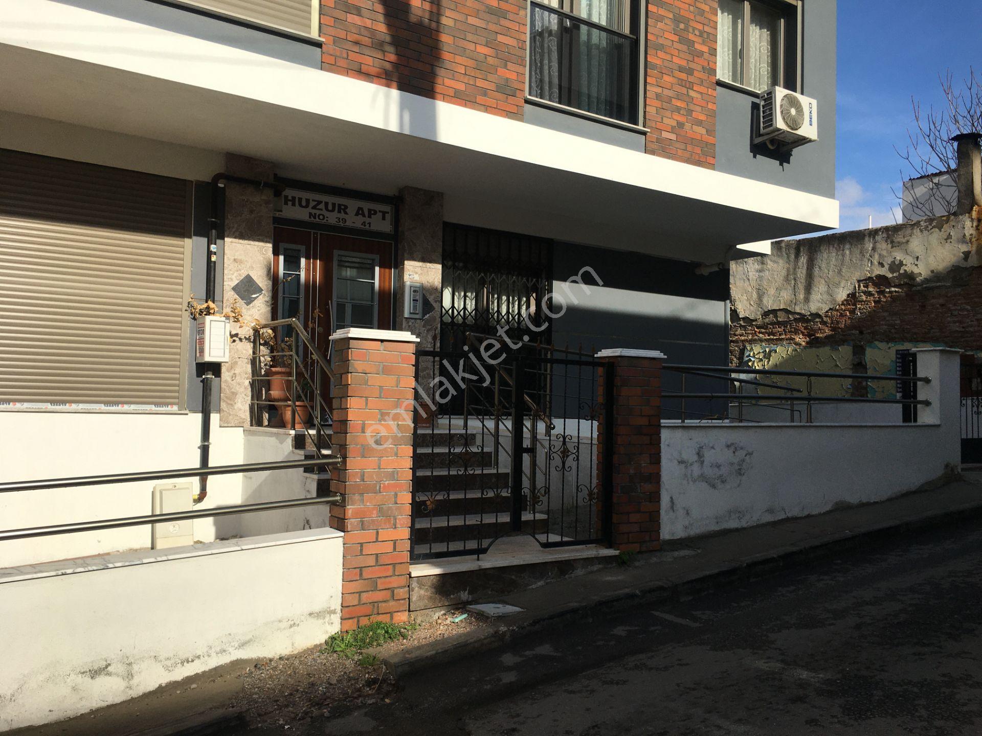 İzmir Konak Zafertepe Mahallesinde 2+1 Satılık Daire Ve Deposu! - Görsel 26