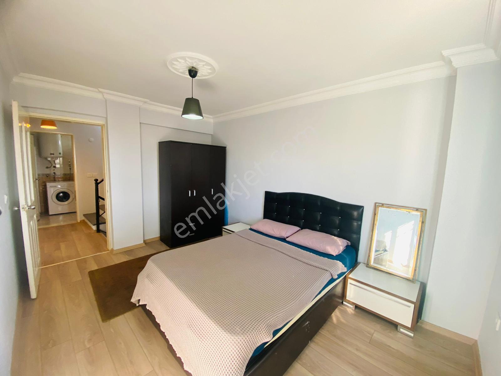 Kadınlar Denizi'nde 4+1 Geniş Bahçeli Deniz Manzaralı Kiralık Villa - Görsel 25