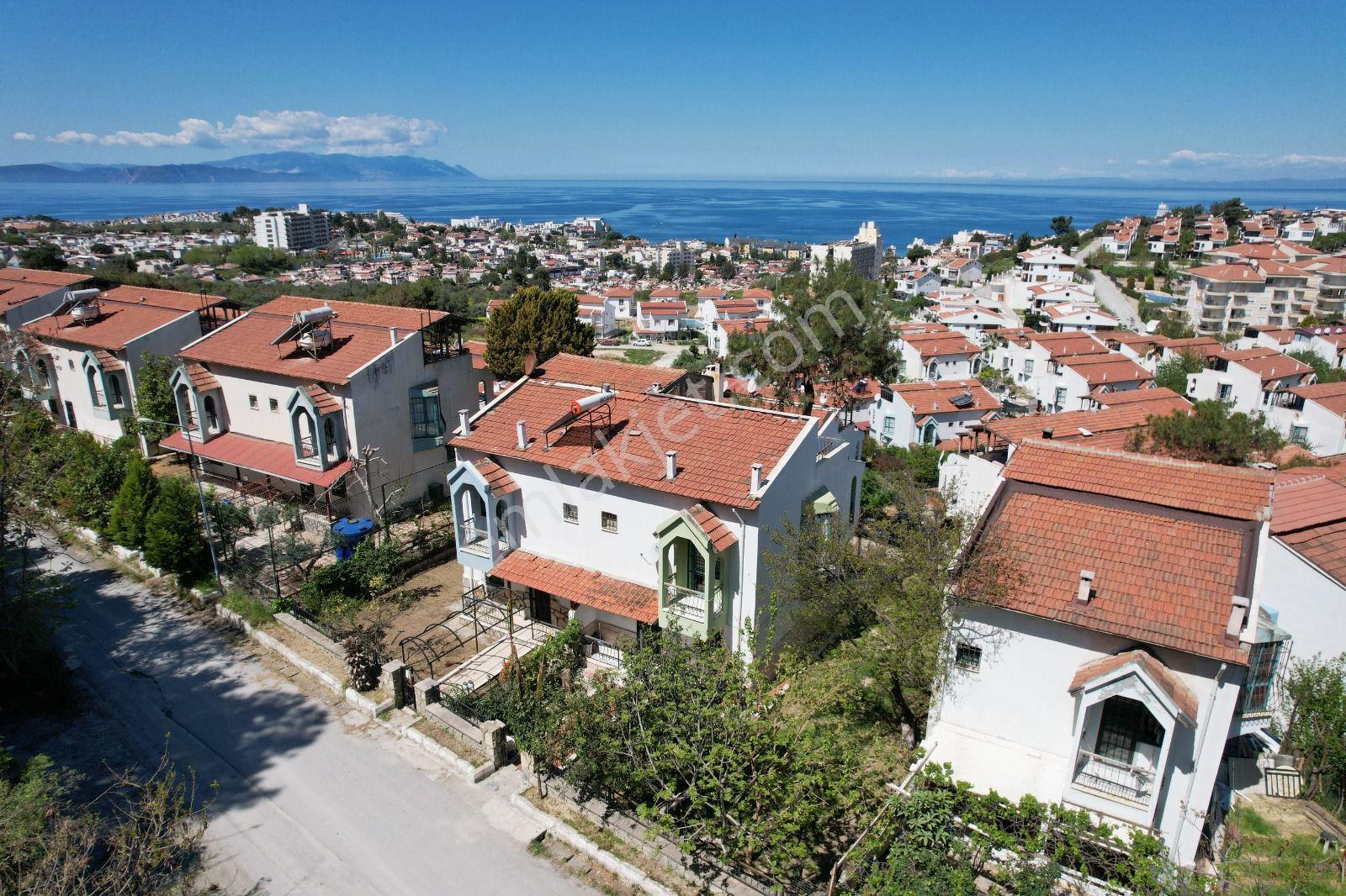 Kadınlar Denizi'nde 4+1 Geniş Bahçeli Deniz Manzaralı Kiralık Villa - Görsel 21