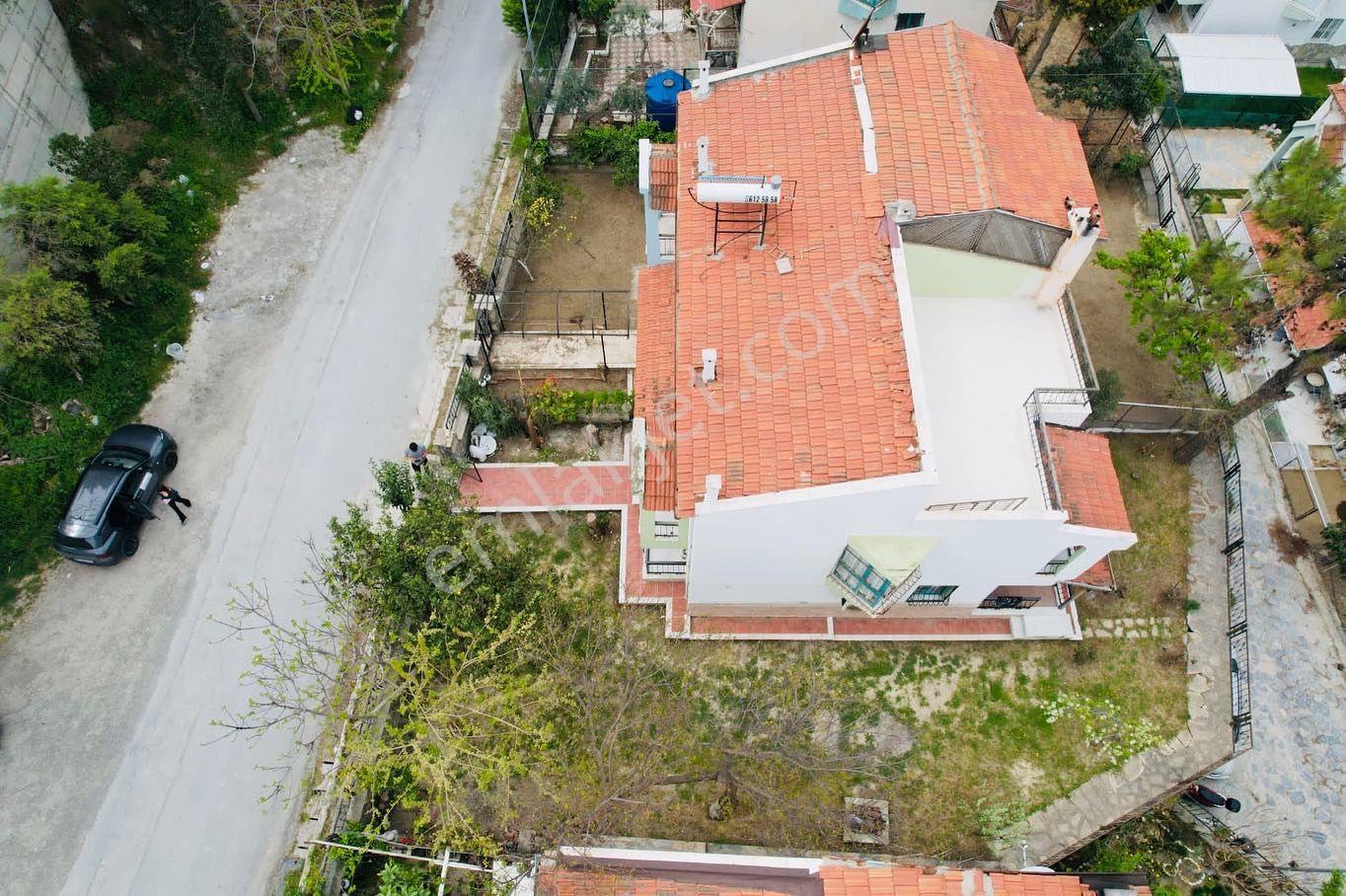 Kadınlar Denizi'nde 4+1 Geniş Bahçeli Deniz Manzaralı Kiralık Villa - Görsel 22