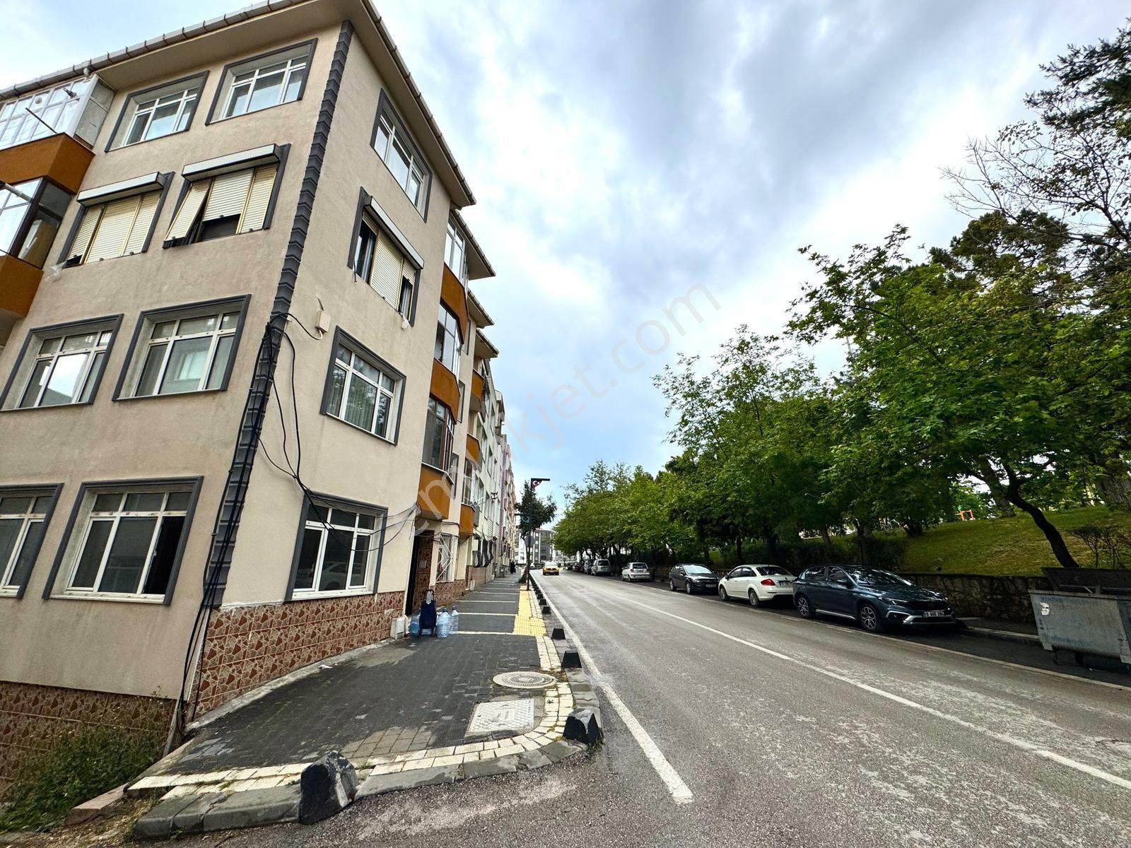 Sevinç'ten Hürriyet Parkı Karşısı Çift Balkon Satılık 2+1 Daire - Görsel 17