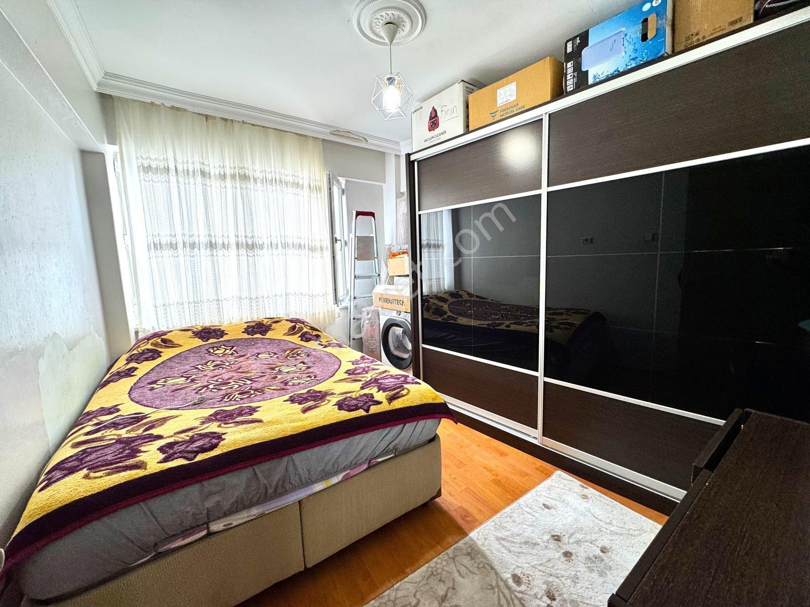 Sevinç'ten Hürriyet Parkı Karşısı Çift Balkon Satılık 2+1 Daire - Görsel 7