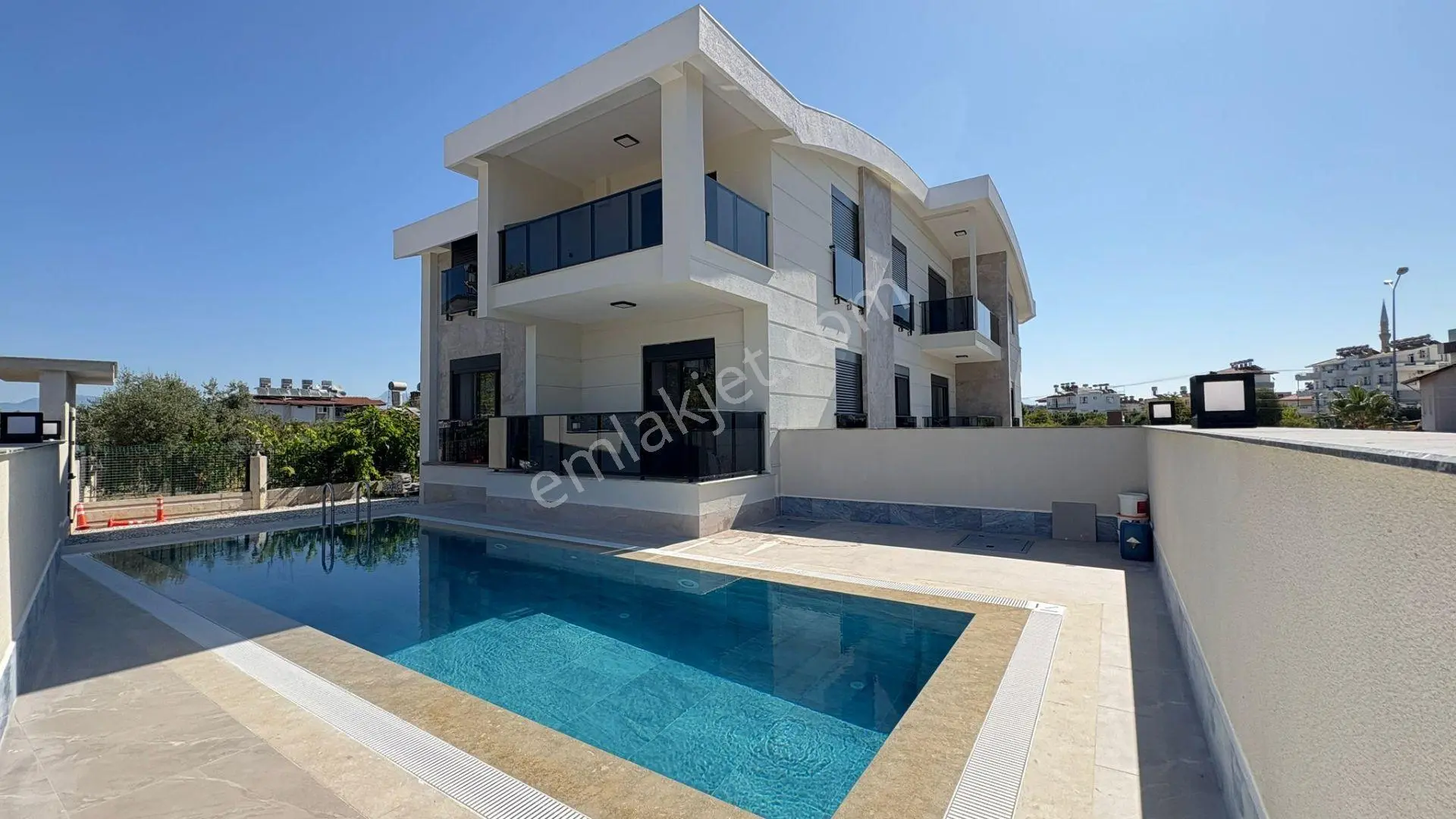 Manavgat Side'de Eşyalı 1+1 Kiralık Daire