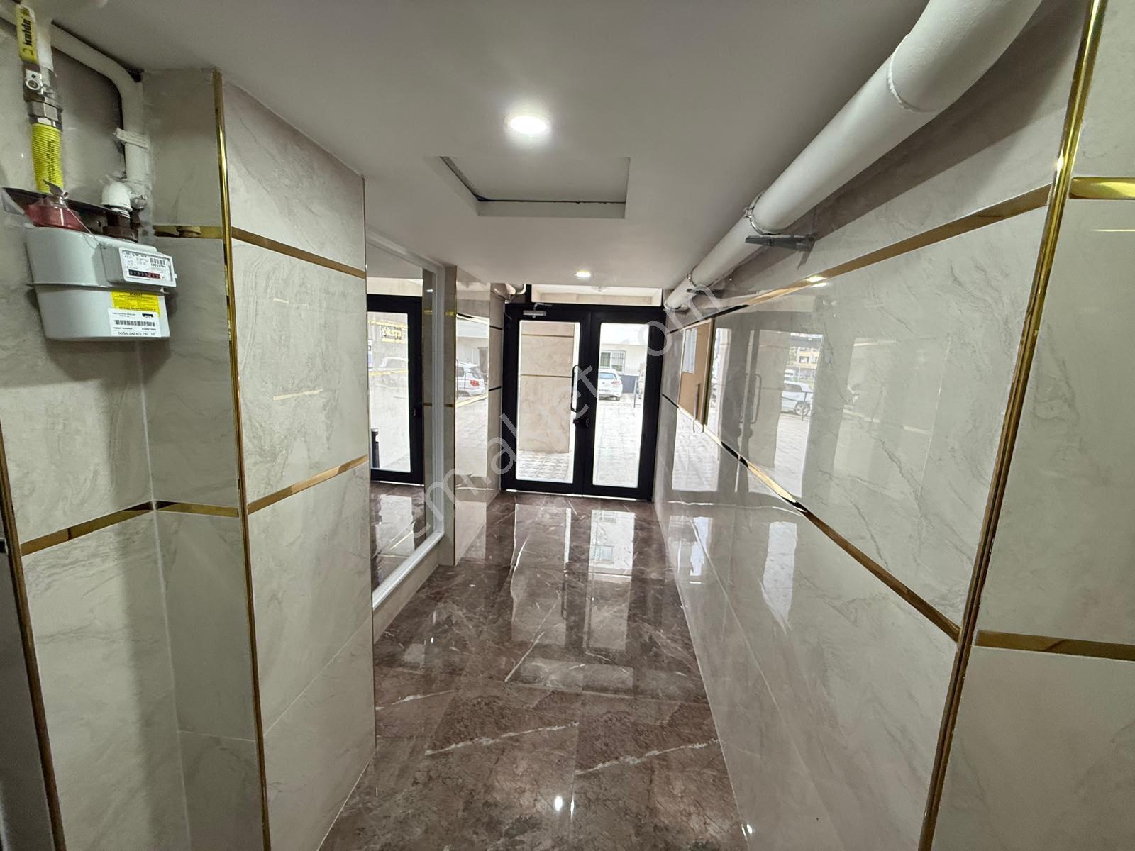 Mithatpaşa'da Site İçi 2+1 Doğalgazlı Kıralık Daire - Görsel 12