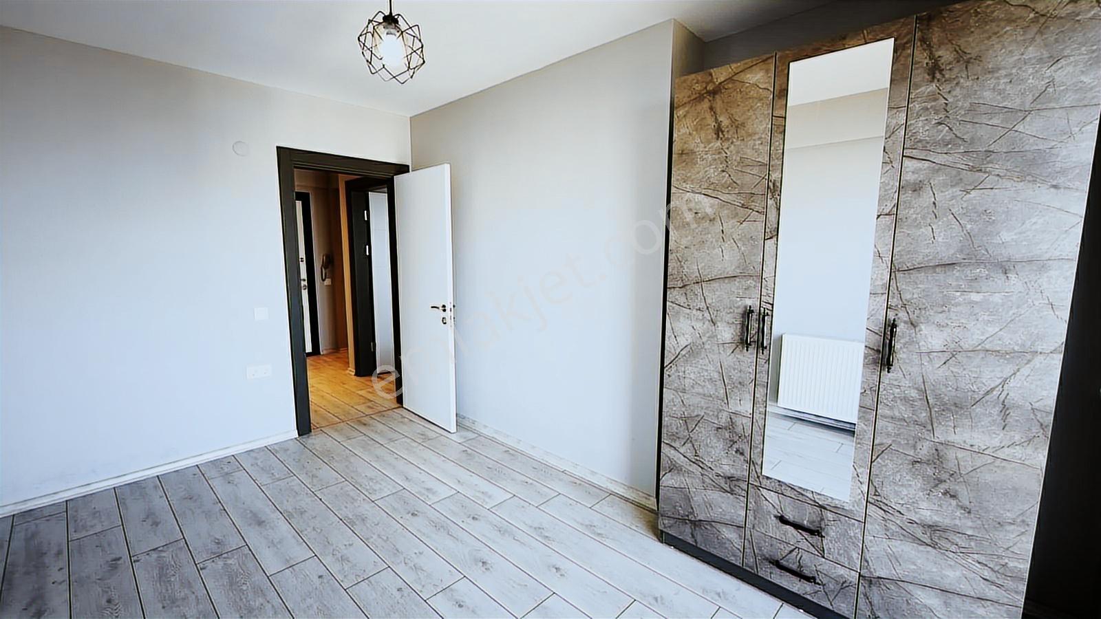 Truva Yağız'dan Takaslı Eşyalı Deniz-şehir Manzaralı Daire - Görsel 14
