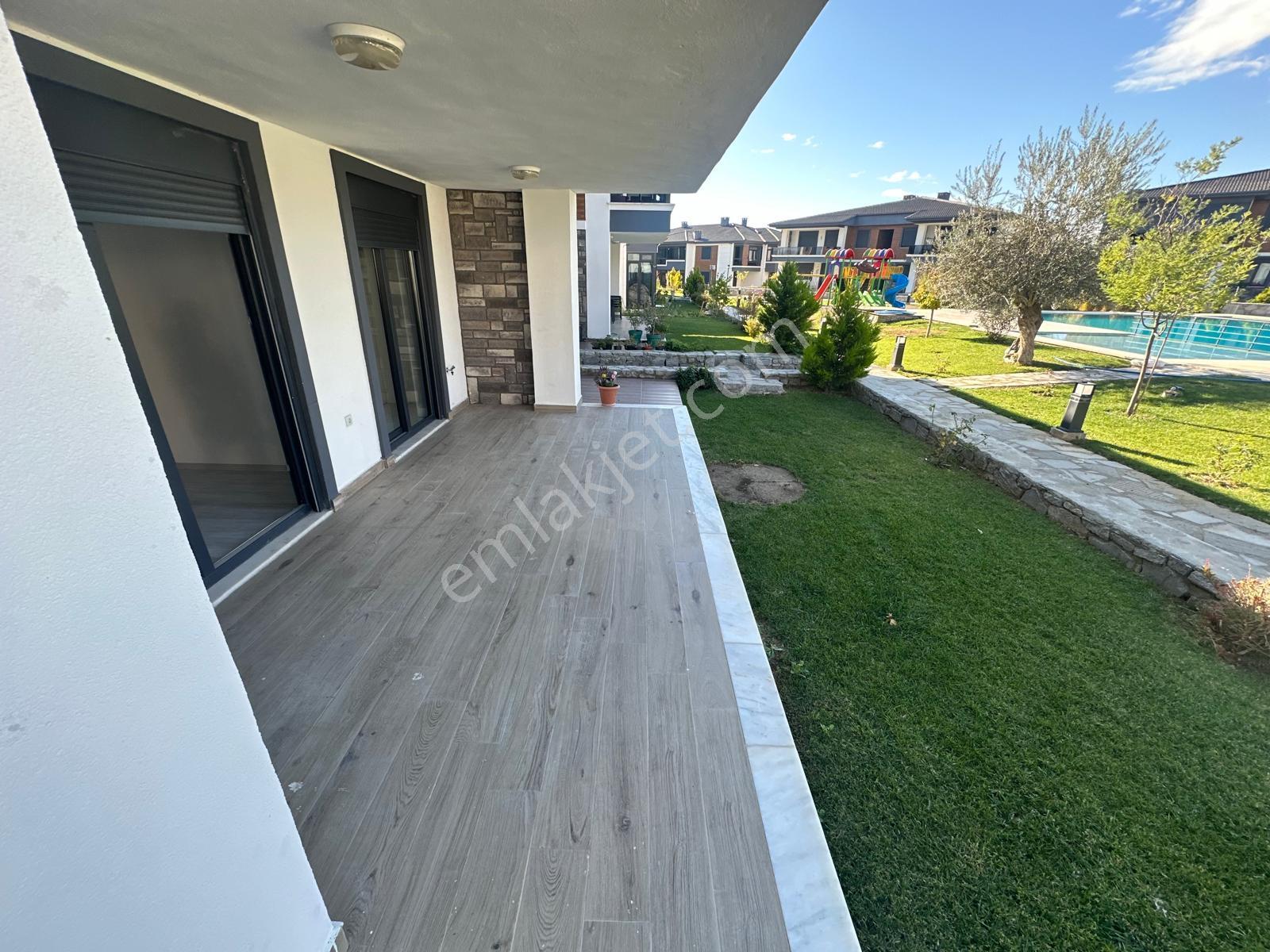 Apartment in Balıkesir - View 3