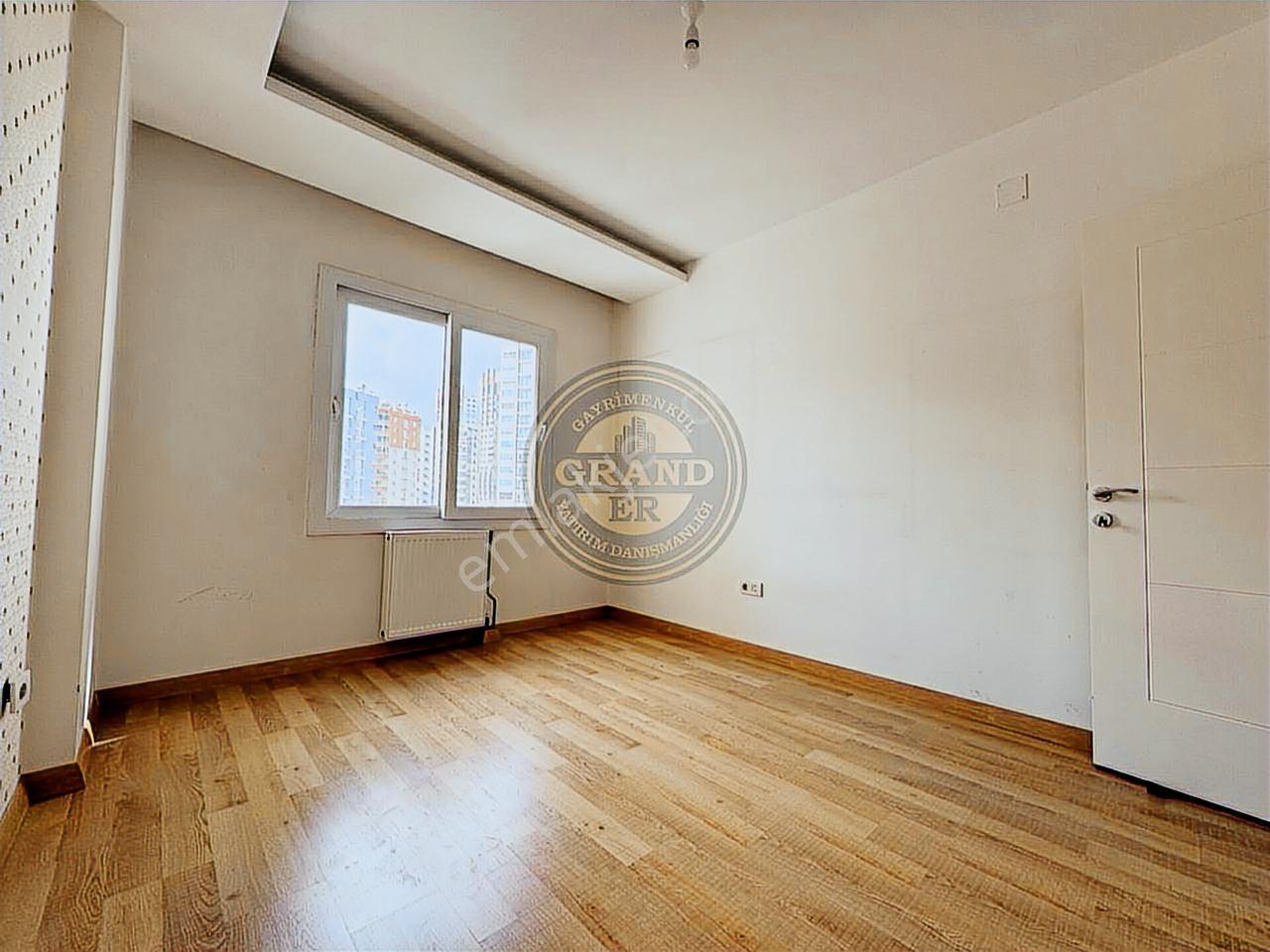 Mezitli Merkez Mah.4+1 Satılık Daire Kombi,havuz,jenaratör - Görsel 25