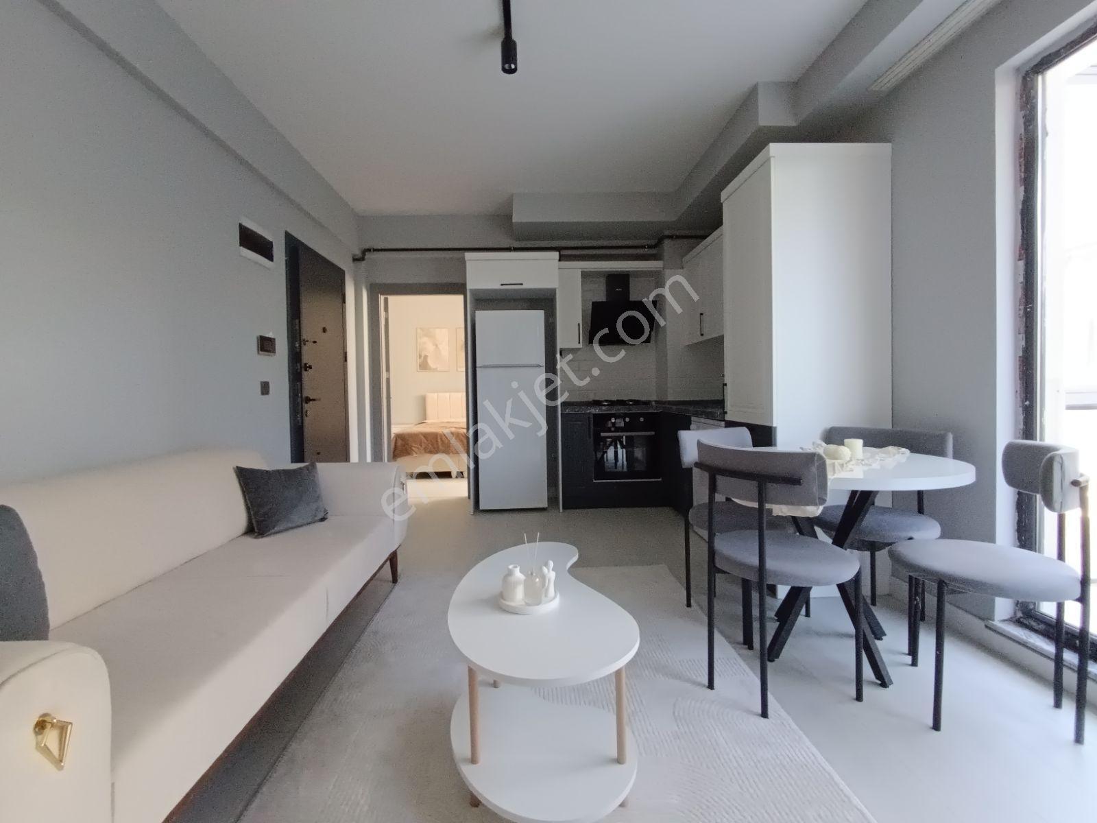 Truva/full Eşyalı,sıfır,yerden Isıtma,iskanlı,cam Balkonlu 2+1