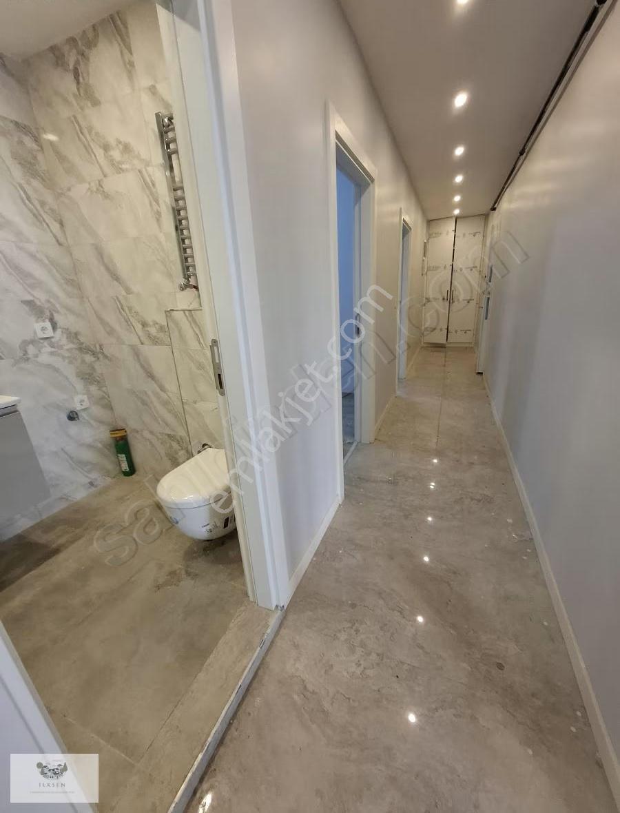 Bahçelievlerin En Sakin Sokağında Ebeveyn Banyolu 3 Oda Salon - Görsel 29