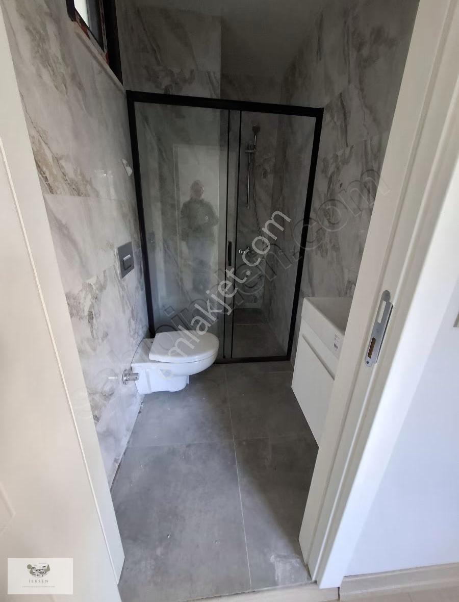 Bahçelievlerin En Sakin Sokağında Ebeveyn Banyolu 3 Oda Salon - Görsel 4
