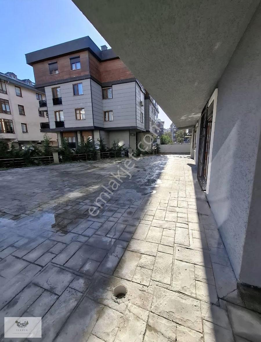 Bahçelievlerin En Sakin Sokağında Ebeveyn Banyolu 3 Oda Salon - Görsel 24