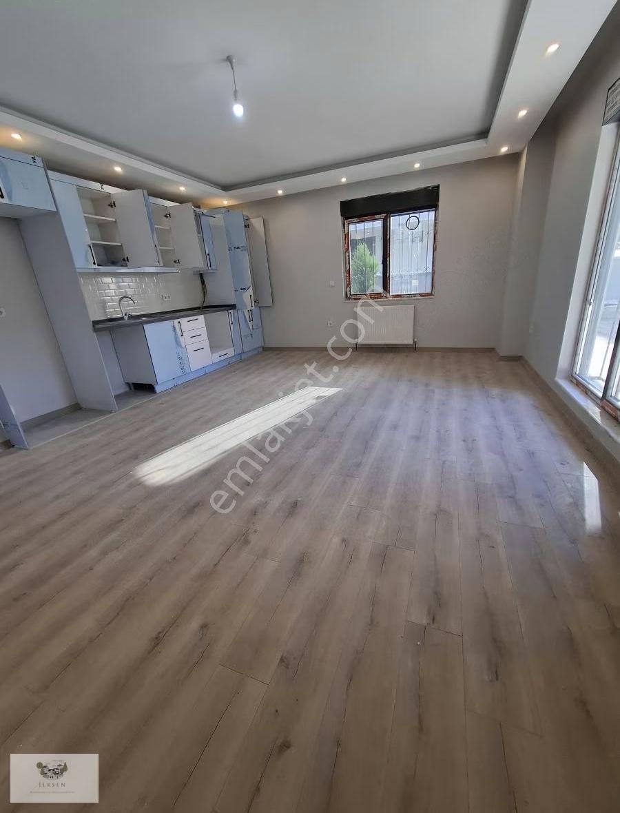 Bahçelievlerin En Sakin Sokağında Ebeveyn Banyolu 3 Oda Salon - Görsel 11