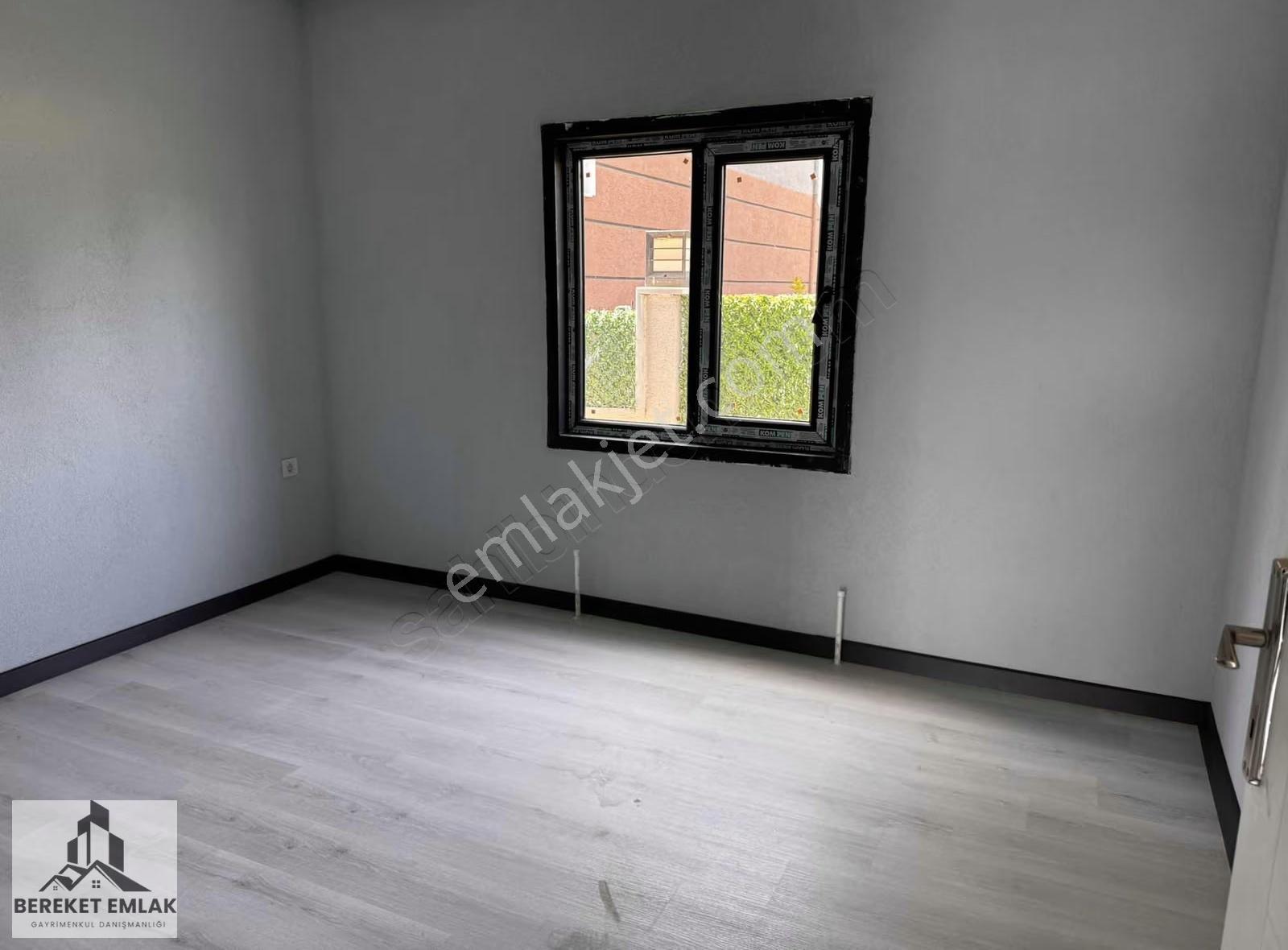 Müstakil Arsa İçinde Tek Katlı Ev Acil Satılık - Görsel 6