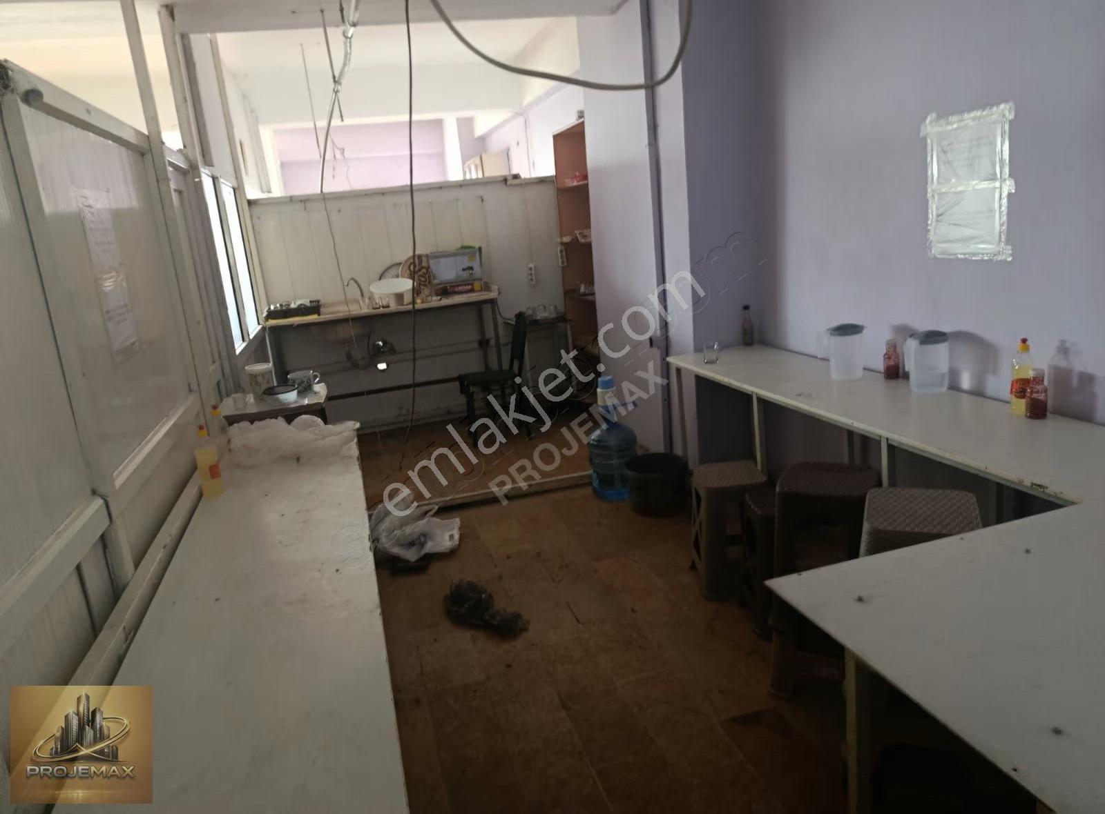 Sultangazi Cumhuriyet'te 680 M2 Kiralık Dükkan - Görsel 12