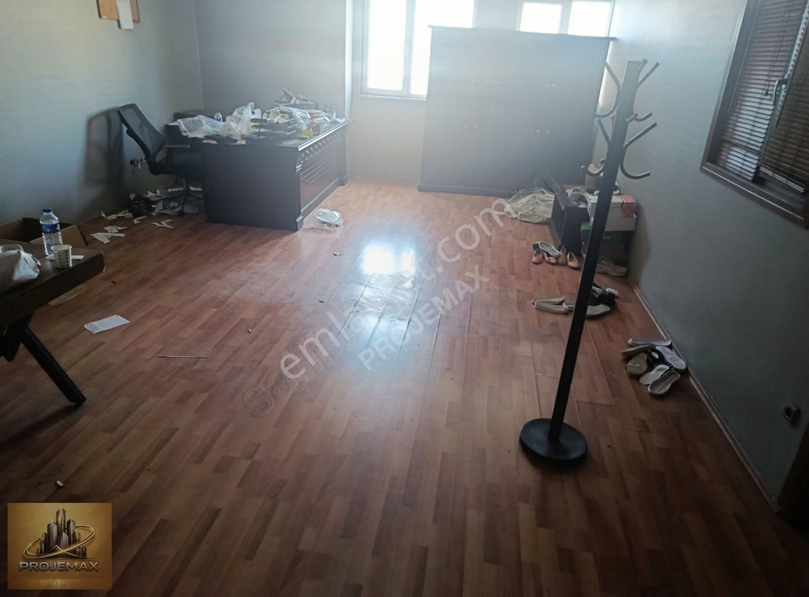 Sultangazi Cumhuriyet'te 680 M2 Kiralık Dükkan - Görsel 18