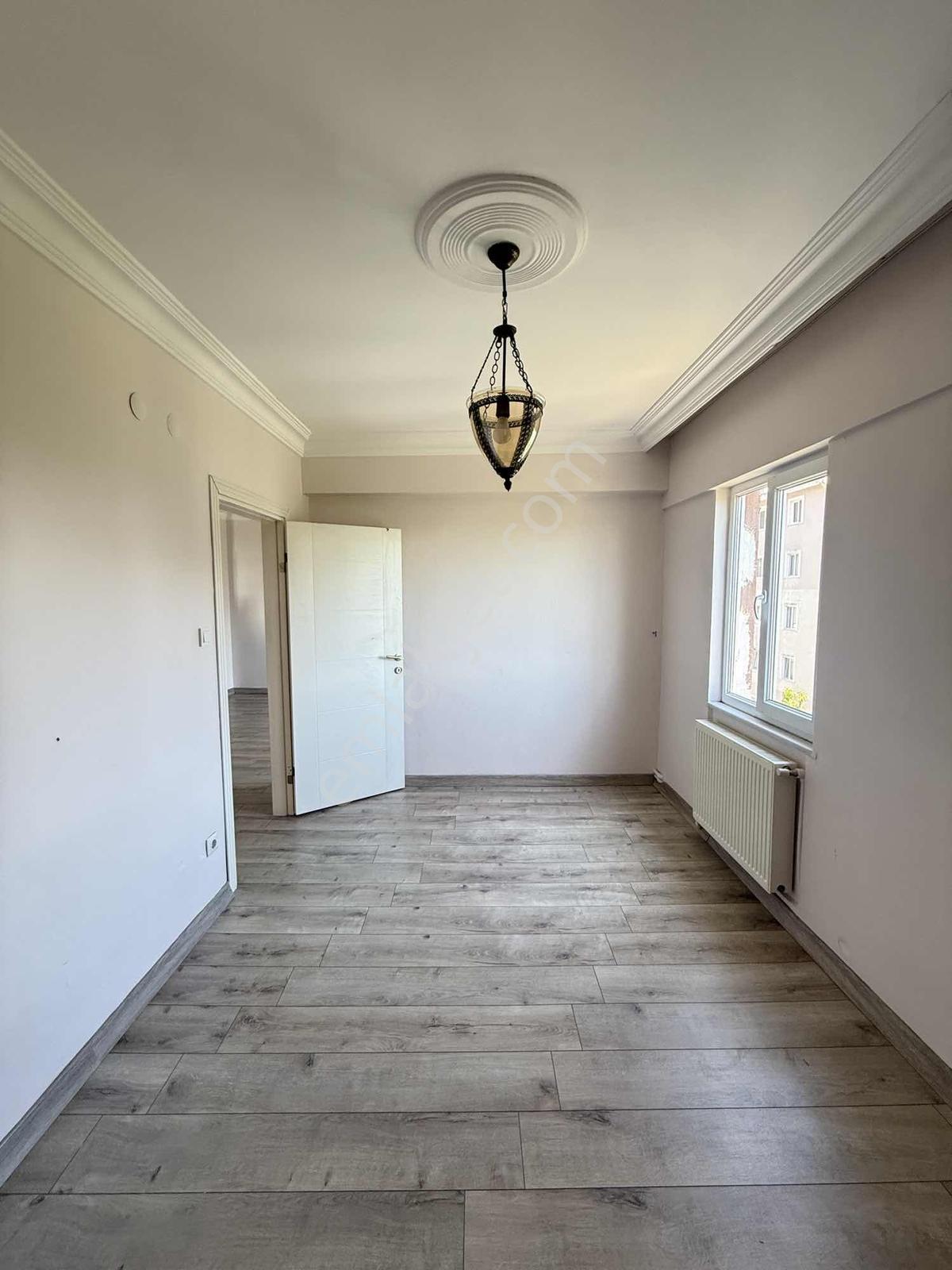 Akkaya İnşaattan Havuzlarda Okulun Karşısında Kiralık 2+1 - Görsel 9
