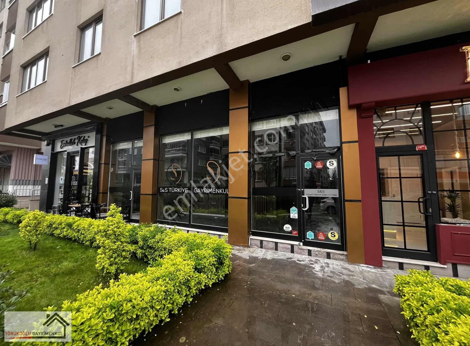 İhsaniye Mahallesinde Fsm'ye Yakın Konumda Kiralık Dükkan - Görsel 8