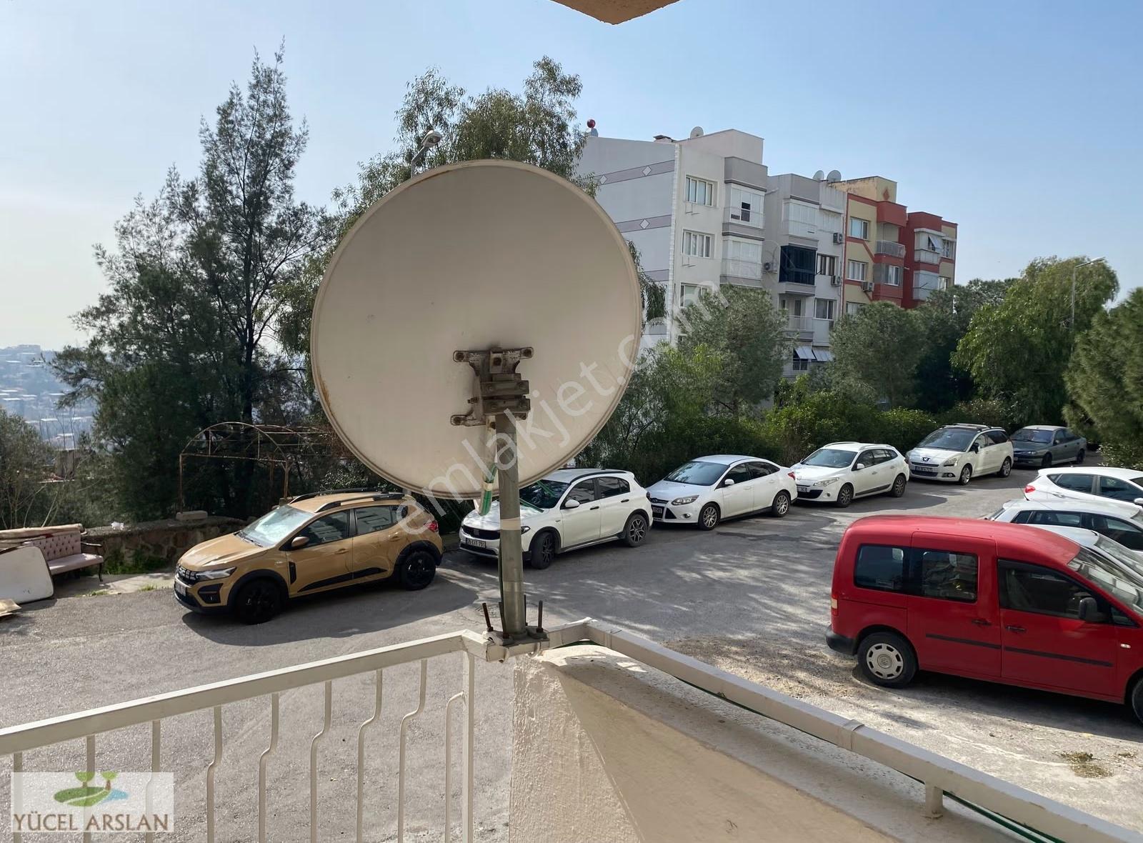 İzmir Çiğli Egekente Acil Satılık 3+1 Doğalgazlı Daire