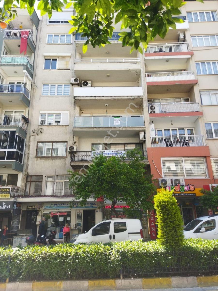 Nazilli Merkezde Geniş 3+1 Ara Kat
