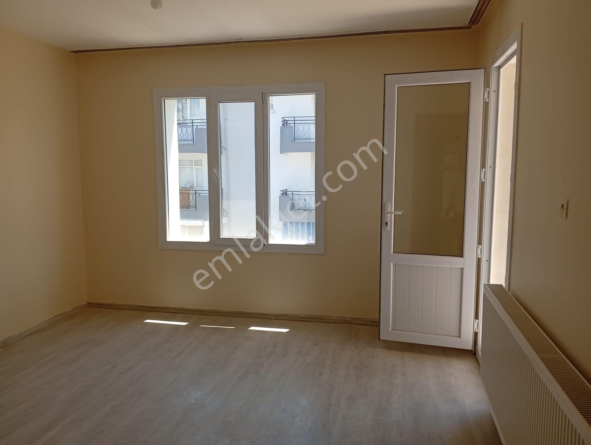 Salihli Berkay Emlaktan Kiralık Cumhuriyet Mah 2+1 Doğalgaz Isıtmalı Daire - Görsel 11